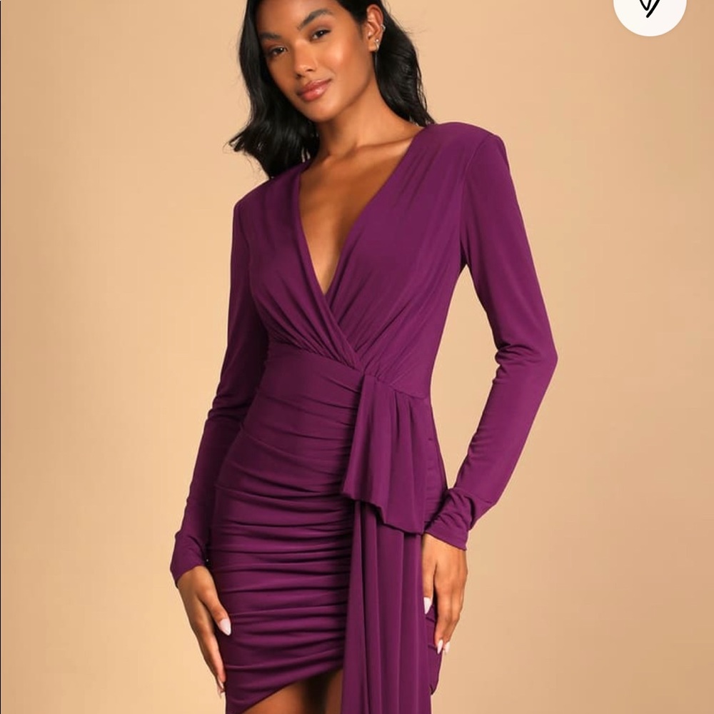 Lulus: NWT Marlay Red Ruched Long Sleeve Bodycon Dress